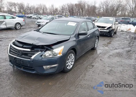 2013 Nissan Altima 2.5 S z USA, uszkodzony, nr VIN 1N4AL3AP3DN587155